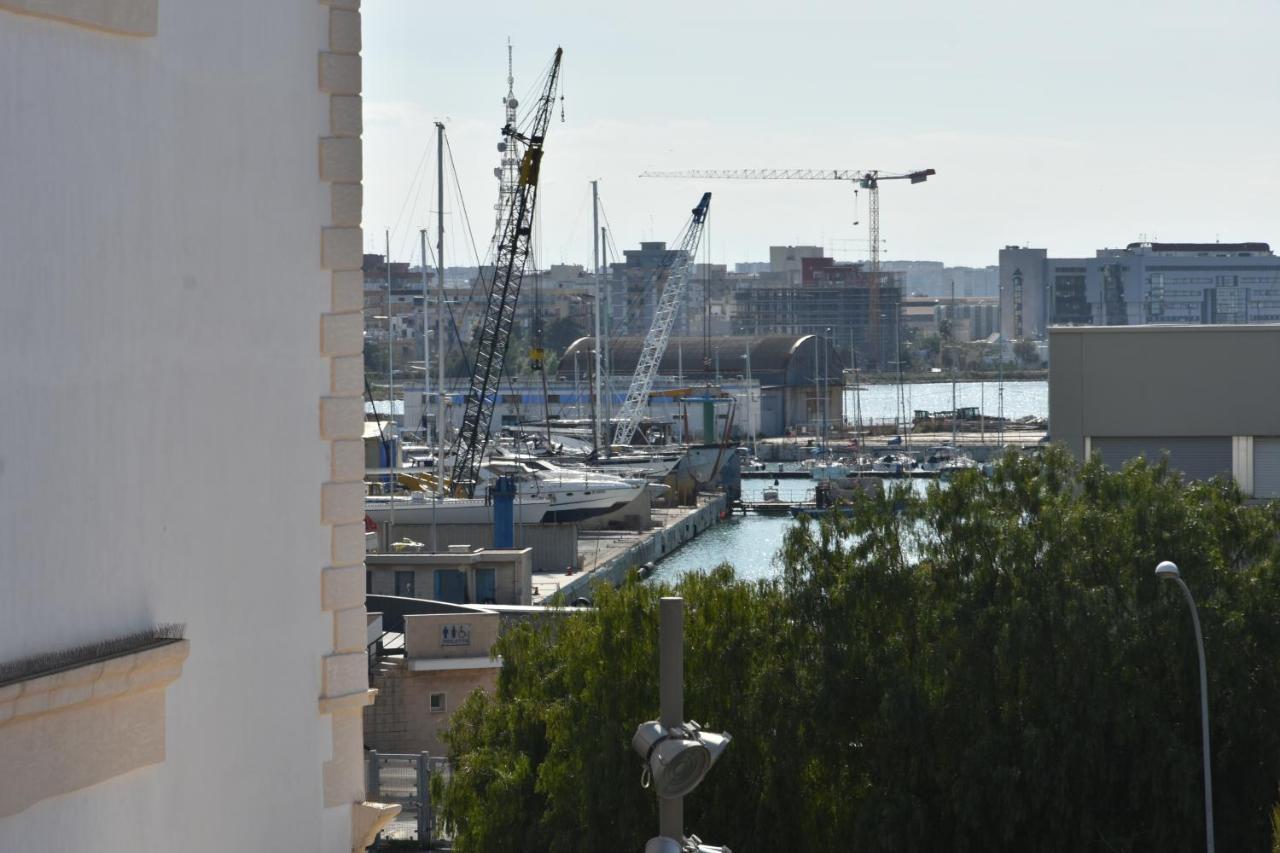 Domida Apartment Bari Exterior foto